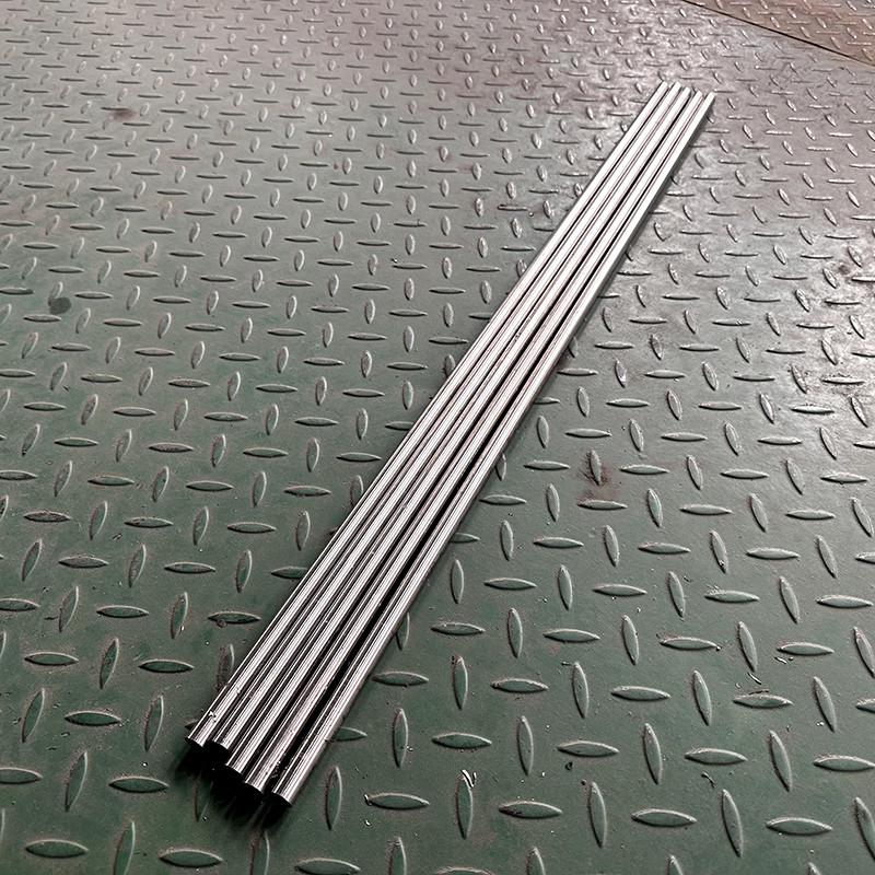304 Grade 88 Stainless Steel Round Bar Rod Polished 600mm For Decoration